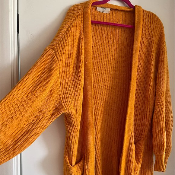 Wilfrid Aritzia / Yellow Cardigan / Size Medium - Picture 2 of 2
